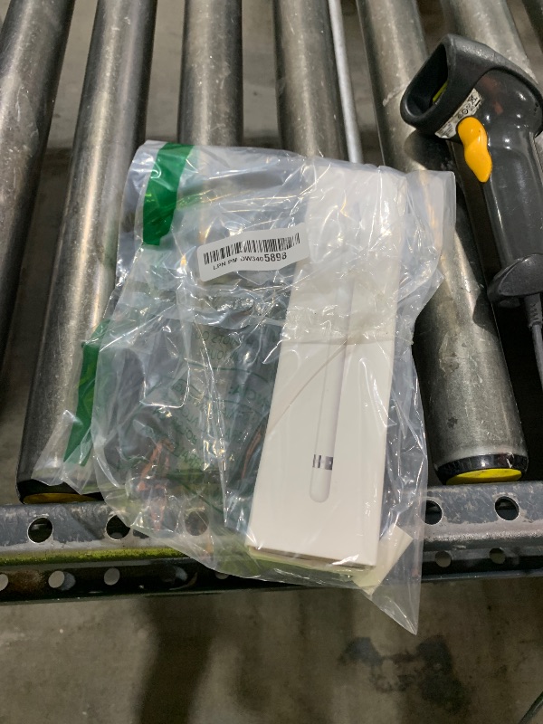 Photo 1 of Apple Pencil (1st Generation): Device Compatibility Check Required - Pixel-Perfect Precision and Industry-Leading Low Latency, Perfect for Note-Taking, Drawing, and Signing documents.
