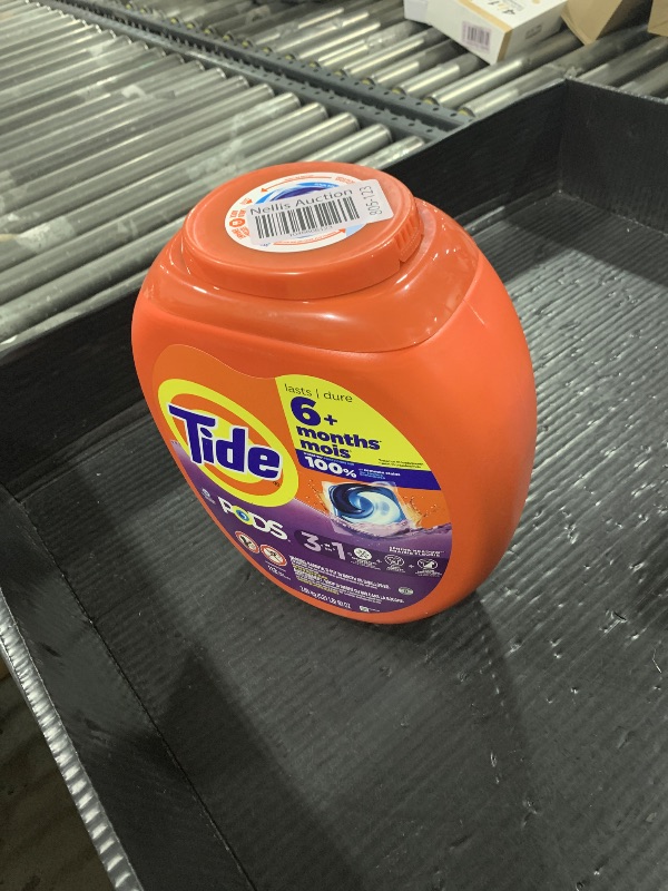 Photo 1 of Tide PODS Laundry Detergent Pacs, 3-in-1 Stain Remover, Odor Fighter, Color Protector, 112 Count, HE compatible, Original Scent