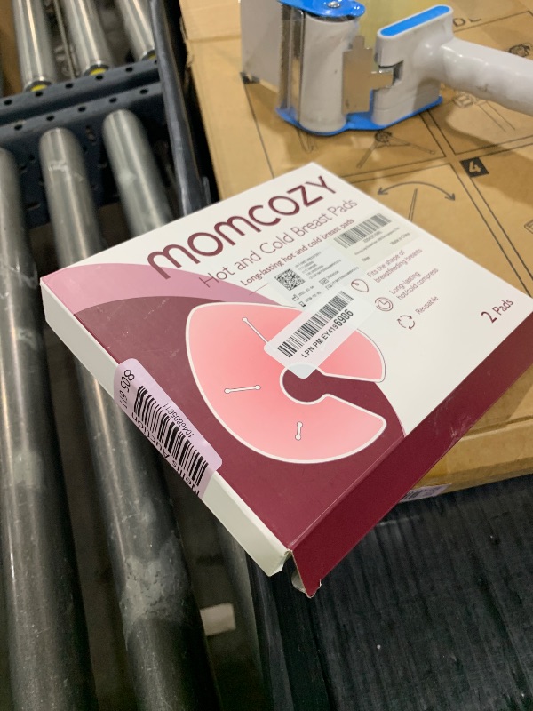 Photo 1 of Momcozy Larger Breast Therapy Packs, Hot and Cold Breast Pads with 2 Soft Covers, Breastfeeding Essentials?2 Pack?Pink