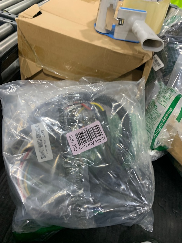 Photo 1 of Atlantic British Trailer Wiring Kit VPLAT0013 for Land Rover LR4 (2010-2013)