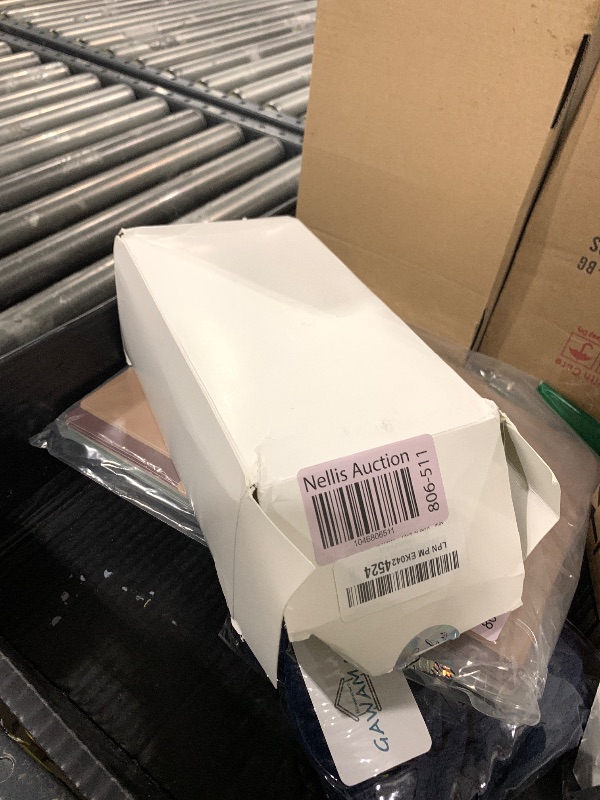 Photo 1 of 100PCS Disposable Sage Green Guest Napkins Paper Green Disposable Hand Towels Decorative Dinner Napkin Paper Disposable Hand Towels for Bathroom,Baby Shower,Wedding,Birthday,Party Supplies Table Decor