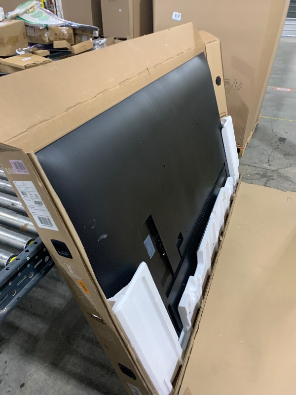 Photo 1 of SAMSUNG 85-Inch Class QLED Q7F Series Samsung Vision AI Smart TV (2025 Model, 85Q7F) Quantum HDR, Object Tracking Sound Lite, Q4 AI Gen1 Processor, 4K upscaling, Gaming Hub, Alexa Built-in