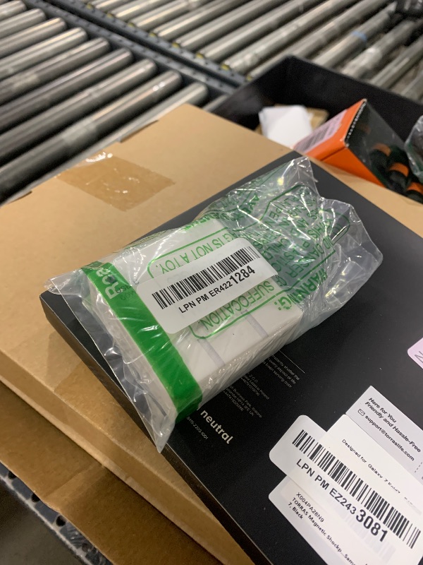 Photo 1 of Apple USB-C Woven Charge Cable (1 m) ???????