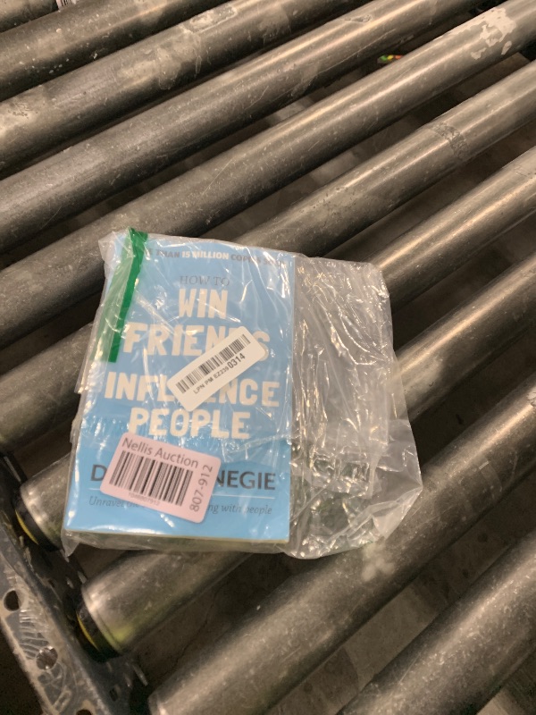 Photo 1 of How to Win Friends and Influence People
