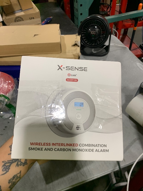 Photo 1 of X-Sense Wireless Interconnected Combination Smoke and Carbon Monoxide Detector with LCD Display & 10-Year Battery, Over 820 ft Transmission Range, 1-Pack