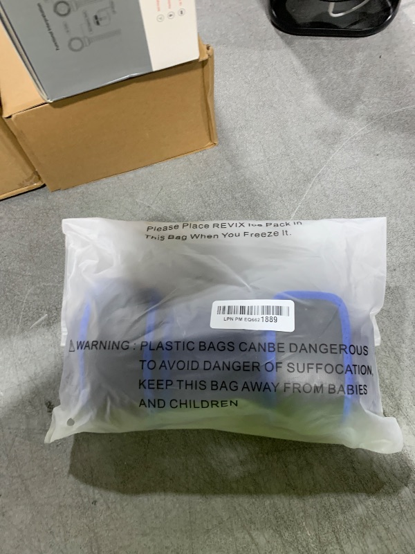 Photo 1 of XXL Knee Ice Pack Wrap Around Entire Knee After Surgery, Reusable Gel Pack for Injuries, Large Ice Pack for Pain Relief, Swelling, Surgery, Sports Injuries, 1 Pack