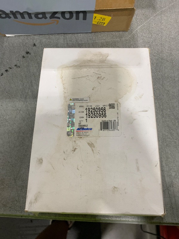 Photo 1 of ACDelco Professional 19250956 Carburetor Repair Kit with Ball, Clips, Gaskets, Screws, and Seals