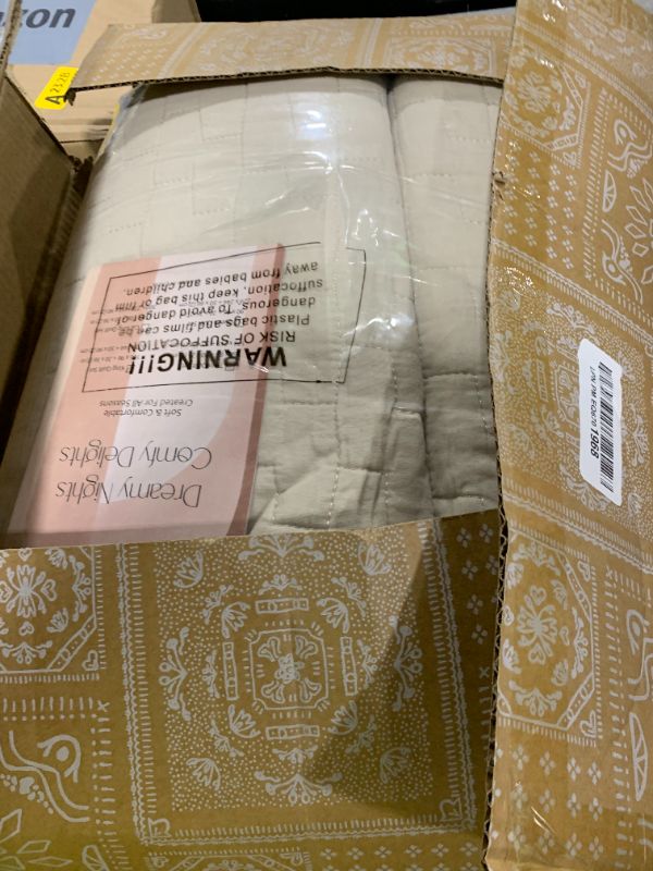 Photo 1 of palassio Beige 100% Cotton Quilt King Size Bedding Sets with 2 Pillow Shams, Textured Lightweight Soft Bedspread Shabby Chic Coverlet, Neutral Quilted Comforter Bed Cover for All Season, 3 Pieces