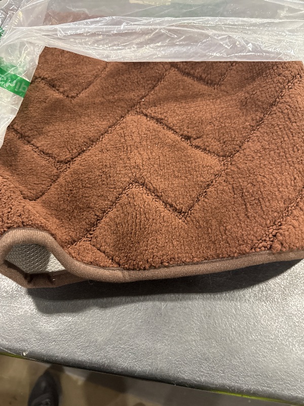 Photo 1 of Bath mat 