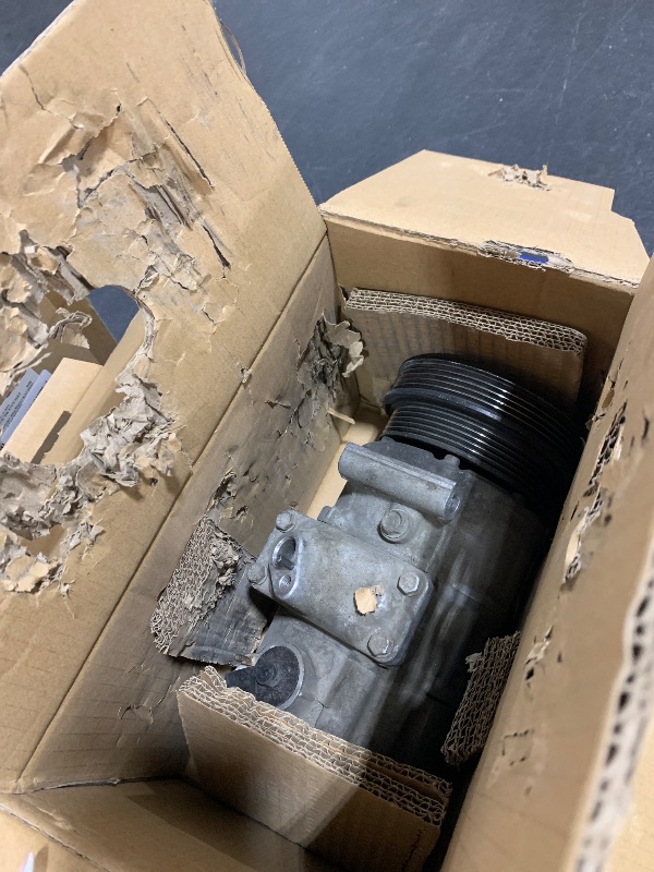 Photo 1 of Denso 471-7058 A/C Compressor