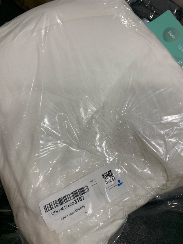 Photo 1 of Bedsure Linen Duvet Cover Queen Size - Linen Cotton Blend Bedding Set, Soft & Cozy, 3 Pieces, 1 Duvet Cover 90x90 Inches and 2 Pillowcases, White Color Cooling Bedding, Comforter Sold Separately