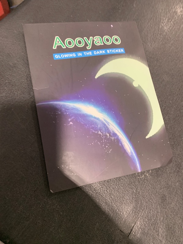 Photo 1 of Aooyaoo Glow in The Dark Stars Wall Stickers, 3D Glowing Stars for Ceiling and Wall Decals, Perfect for Kids Bedding Room or Party Birthday Gift (606Pcs, Green)