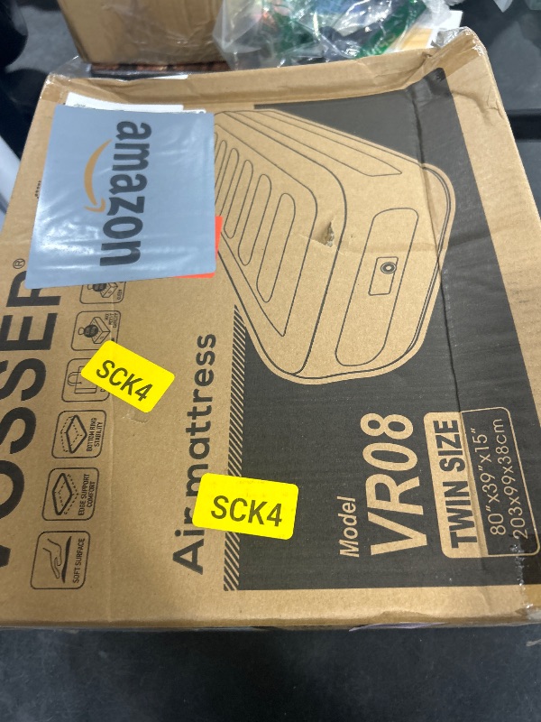 Photo 1 of VOSSER Twin Air Mattress with Built-in Pump,Fast & Easy Inflation/Deflation Inflatable Mattress, Foldable Blow Up Mattress with Storage Bag, Inflatable Bed for Home, Camping & Guests