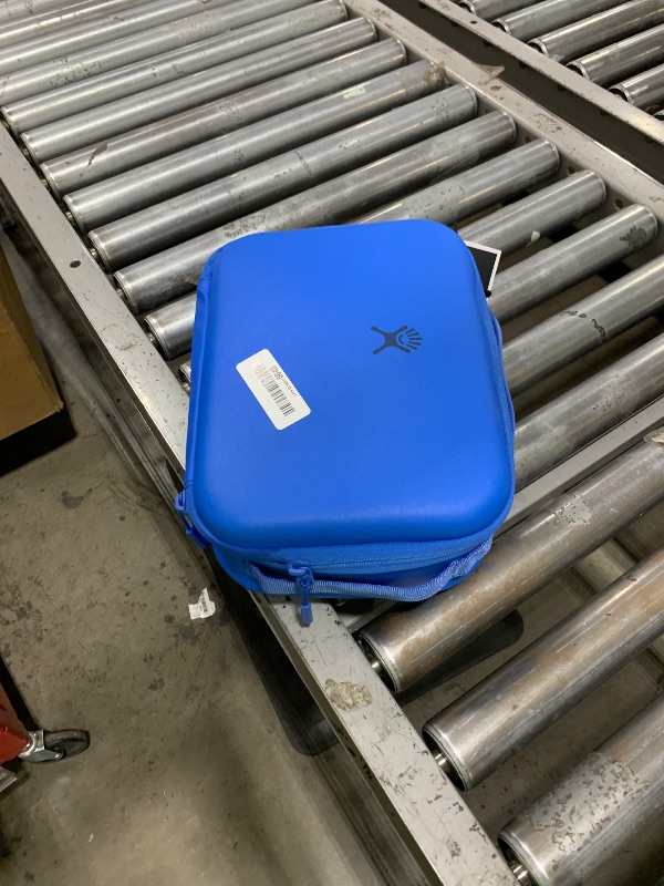 Photo 1 of Hydro Flask 5 L Carry Out Lunch Box Cascade