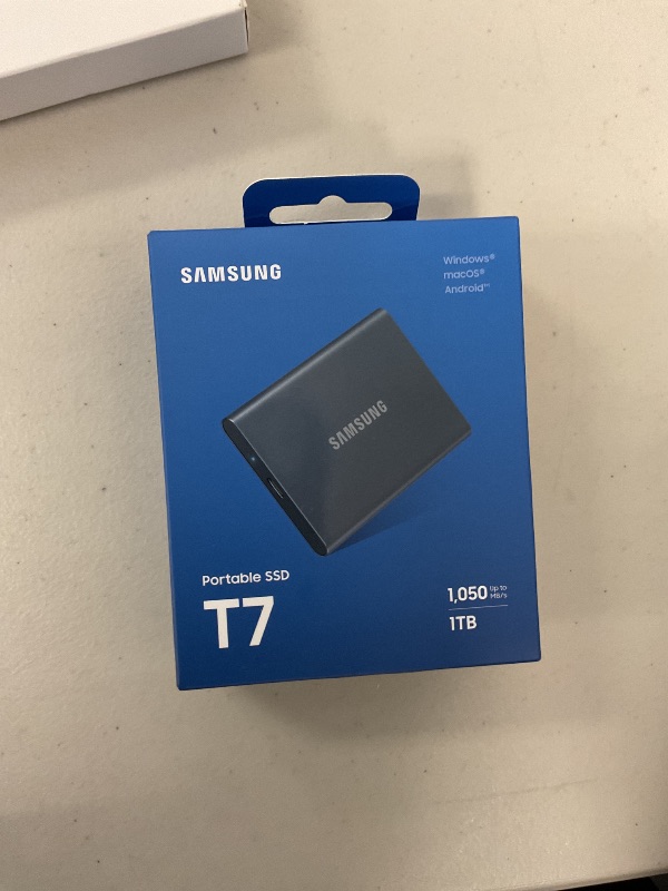 Photo 1 of Samsung T7 Portable SSD, 1TB External Solid State Drive, Speeds Up to 1,050MB/s, USB 3.2 Gen 2, Reliable Storage for Gaming, Students, Professionals, MU-PC1T0T/AM, Gray