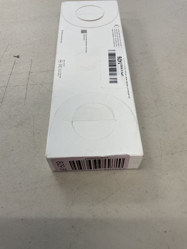 Photo 1 of Apple Watch SE (2nd Gen) [GPS 40mm] Smartwatch with Midnight Aluminum Case with Midnight Sport Band S/M. Fitness and Sleep Trackers, Crash Detection, Heart Rate Monitor, Retina Display