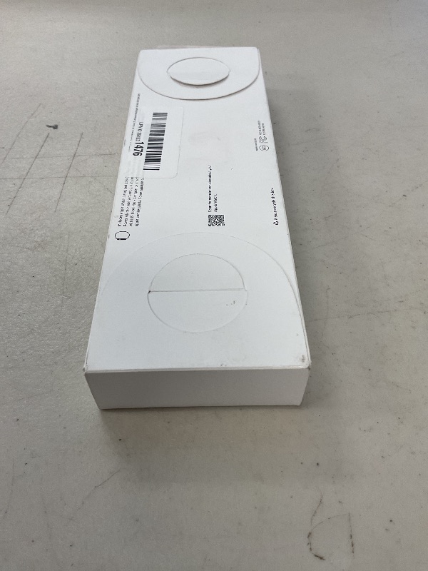 Photo 1 of Apple Watch SE (2nd Gen) [GPS 40mm] Smartwatch with Midnight Aluminum Case with Midnight Sport Band S/M. Fitness and Sleep Trackers, Crash Detection, Heart Rate Monitor, Retina Display
