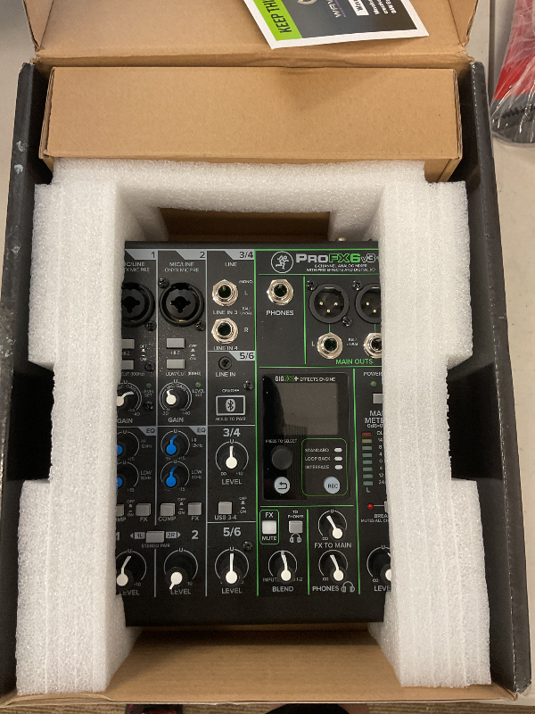 Photo 1 of Mackie ProFX6v3+ 6-channel Mixer with Effects and USB