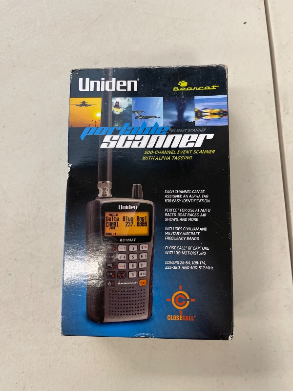 Photo 1 of Uniden Bearcat BC125AT Handheld Scanner, 500-Alpha-Tagged Channels, Close Call Technology, PC Programable, Aviation, Marine, Railroad, NASCAR, Racing, and Non-Digital Police/Fire/Public Safety.