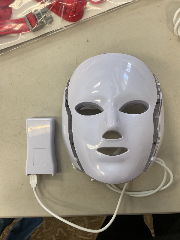 Photo 1 of LED light therapy mask, 7 color modes