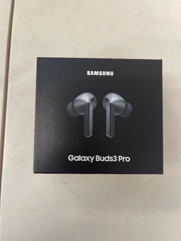 Photo 1 of Samsung Galaxy Buds 3 Pro AI True Wireless Bluetooth Earbuds, Noise Cancelling, Sound Optimization, Redesigned Comfort Fit, Silver [US Version, Amazon Exclusive, 2Yr Warranty]