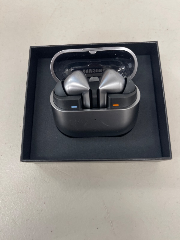 Photo 1 of Samsung Galaxy Buds 3 Pro AI True Wireless Bluetooth Earbuds, Noise Cancelling, Sound Optimization, Redesigned Comfort Fit, Silver [US Version, Amazon Exclusive, 2Yr Warranty]
