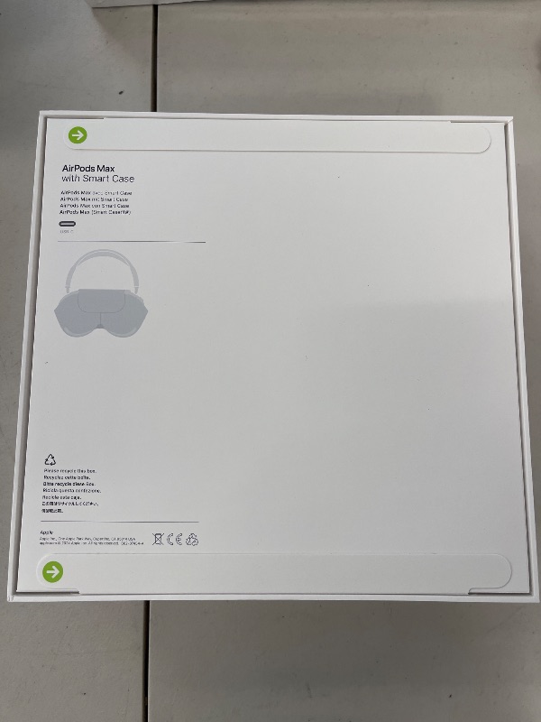 Photo 1 of Apple AirPods Max Wireless Over-Ear Headphones, Pro-Level Active Noise Cancellation, Transparency Mode, Personalized Spatial Audio, USB-C Charging, Bluetooth Headphones for iPhone - Midnight
