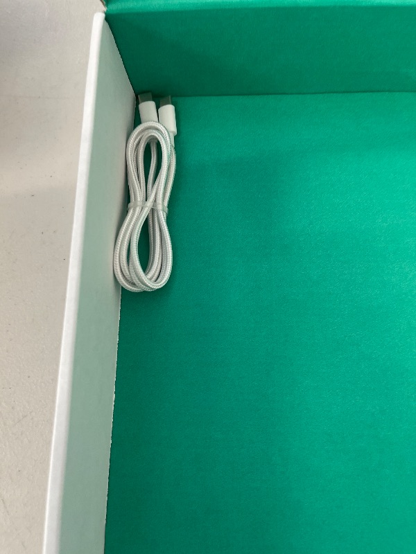 Photo 1 of Apple iPad Pro 11in 3nd Gen. - 512GB - WiFi - Space Gray (Renewed Premium)