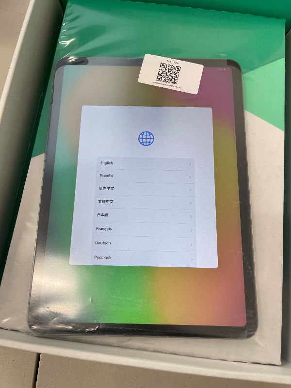 Photo 1 of Apple iPad Pro 11in 3nd Gen. - 512GB - WiFi - Space Gray (Renewed Premium)