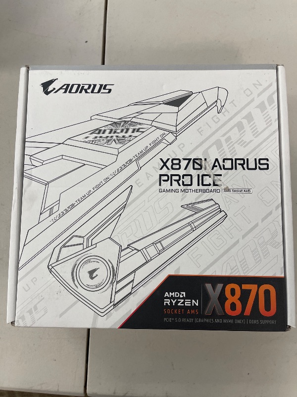 Photo 1 of GIGABYTE X870I AORUS PRO ICE AMD AM5 LGA 1718 Motherboard, Mini-ITX, DDR5, 2X M.2, PCIe 5.0, USB-C, WIFI7, 2.5GbE LAN, EZ-Latch