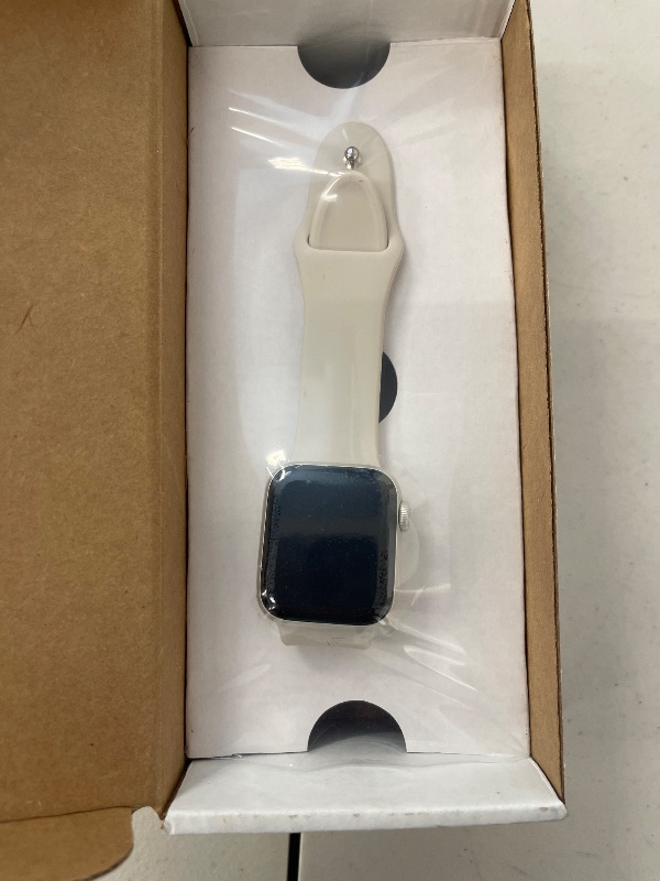 Photo 1 of Apple Watch SE (2nd Gen) (GPS + Cellular, 40mm) - Starlight Aluminum Case with Starlight Sport Band, M/L (Renewed)