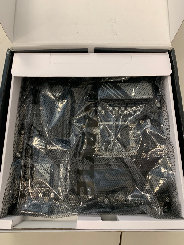 Photo 1 of Gigabyte B650M D3HP AX Ultra Durable AMD AM5 Socket Motherboard, Micro-ATX, 4x DDR5 Slots, 2x M.2 Sockets, 2x USB-C Port, 2.5GbE LAN, Wi-Fi 6E, 2x DisplayPorts / 1x HDMI Port