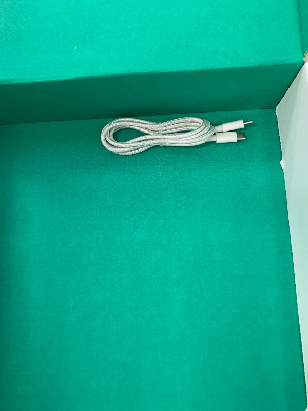 Photo 1 of Apple iPad Pro 11in 3nd Gen. - 512GB - WiFi - Space Gray (Renewed Premium)