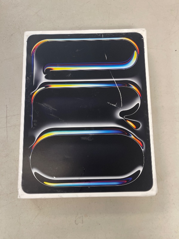 Photo 1 of Apple iPad Pro 13-Inch (M4): Built for Apple Intelligence, Ultra Retina XDR Display, 512GB, 12MP Front/Back Camera, LiDAR Scanner, Wi-Fi 6E, Face ID, All-Day Battery Life — Space Black