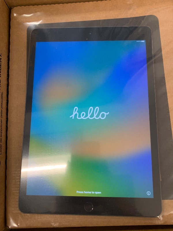 Photo 1 of Apple iPad 2020 (10.2-inch