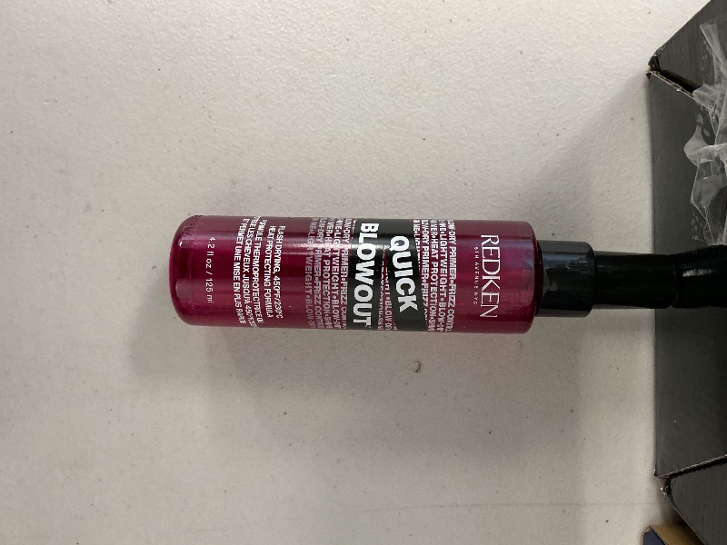 Photo 1 of Redken Quick Blowout Heat Protectant Spray | Smooths & Adds Shine | Lightweight Blowdry Styling Primer & Heat Protection for Blowouts | For All Hair Types