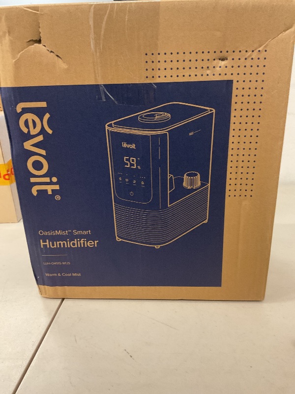 Photo 1 of LEVOIT Humidifiers for Bedroom Home, Smart Warm and Cool Mist Air Humidifier for Large Room, Auto Customized Humidity, Fast Symptom Relief, Easy Top Fill, Essential Oil, Quiet, OasisMist4.5L, White