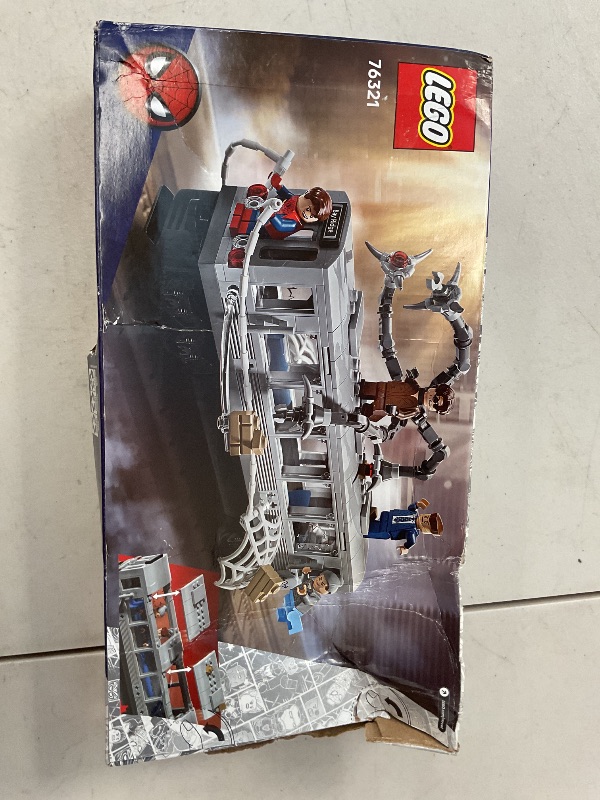 Photo 1 of LEGO Marvel Spider-Man vs. Doc Ock Subway Train Scene - Action Figures Kids Toy - Spider-Man Building Toy for Boys & Girls, Ages 9+ - Marvel Collectible with 4 Minifigures - Birthday Gift Idea- 76321