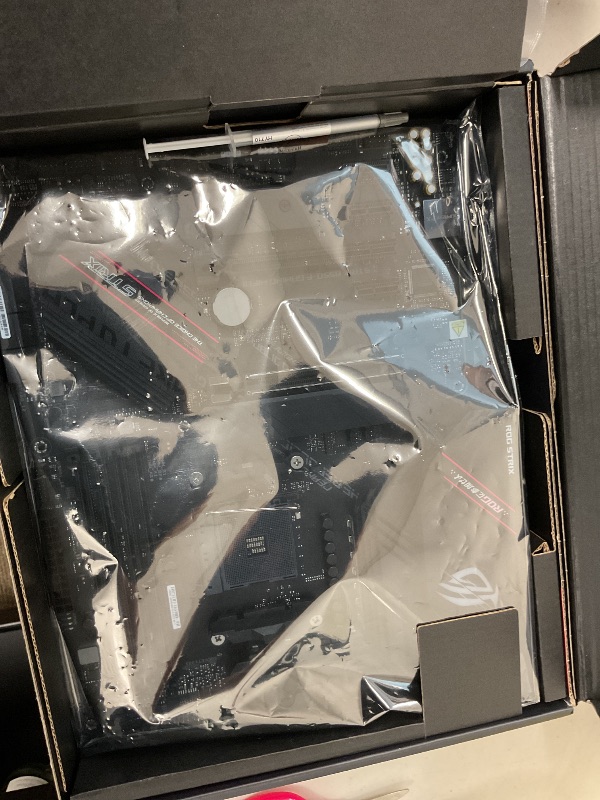 Photo 1 of Asus ROG Strix B550-F Gaming WiFi II AMD AM4 (3rd Gen Ryzen) ATX Motherboard (PCIe 4.0,WiFi 6E, 2.5Gb LAN, BIOS Flashback, HDMI 2.1, Addressable Gen 2 RGB Header and Aura Sync)
