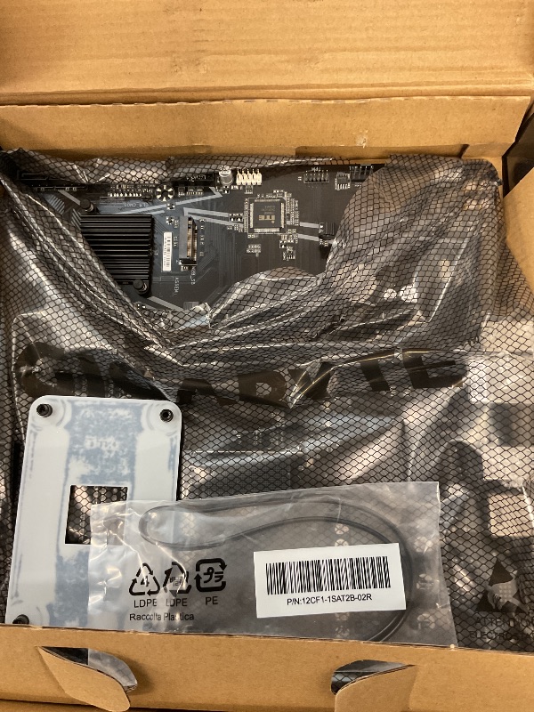 Photo 1 of GIGABYTE B550M K Motherboard, Supports AMD AM4 Ryzen 5000 Processors, Micro-ATX, DDR4, Dual M.2, SATA 6Gb/s, Realtek GbE LAN, PCIe 4.0