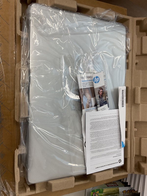Photo 1 of HP 15.6" FHD Touchscreen Laptop, Intel Core i5-1135G7 Processor, 16GB DDR4 RAM, 512GB SSD, Intel Iris Xe Graphics, HD Webcam, HD Audio, Windows 11, Silver, 32GB Hotface USB Card