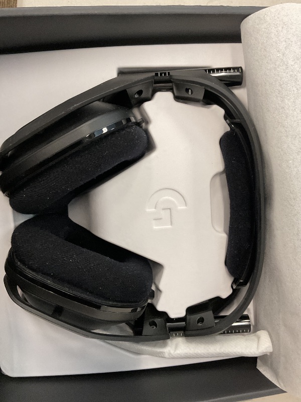 Photo 1 of Logitech G Astro A50 Omni-Platform Wireless Gaming Headset + Base Station for PS5, Xbox, PC: PLAYSYNC Audio Switcher, <16 bit/48kHz (Console), <24 bit/48 kHz (PC), 24hr Battery, 2.4GHz & BT - Black