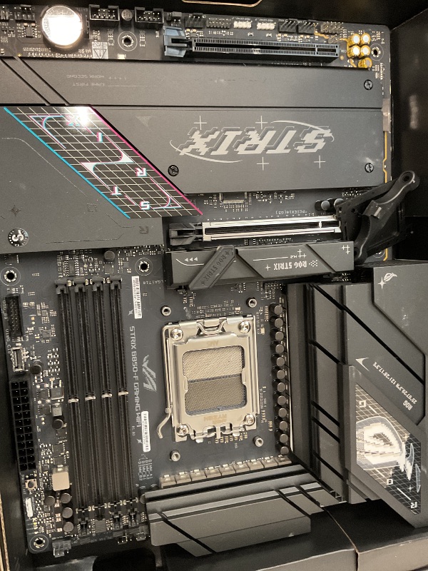 Photo 1 of ASUS ROG Strix B850-F Gaming WiFi AMD AM5 B850-F ATX Motherboard 16+2+2 Power Stages, AI PC, DDR5 AEMP, WiFi 7, 4X M.2, PCIe® 5.0, Total Support of 19 USB, 20Gbps Type-C®, AI Networking II, Aura Sync