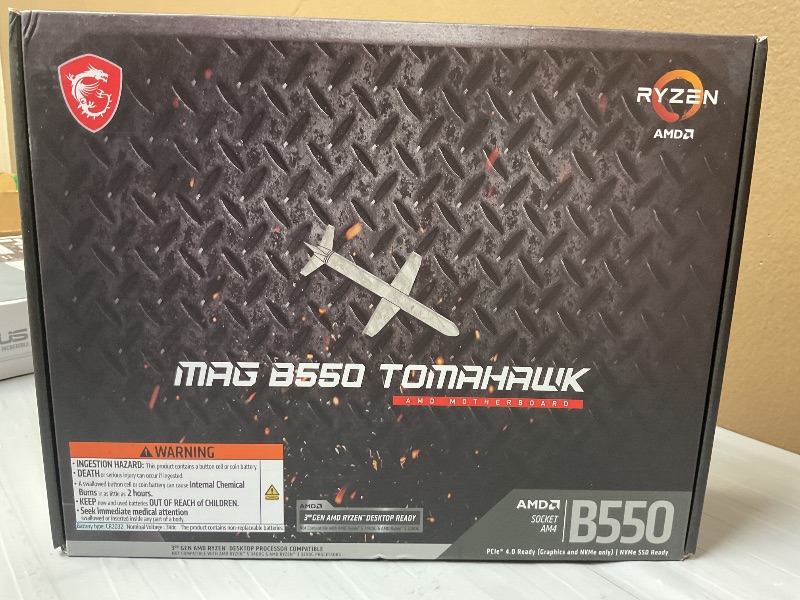 Photo 1 of MSI MAG B550 TOMAHAWK Gaming Motherboard (AMD AM4, DDR4, PCIe 4.0, SATA 6Gb/s, M.2, USB 3.2 Gen 2, HDMI/DP, ATX, AMD Ryzen 5000 Series processors)