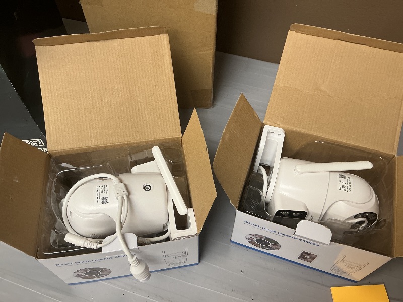 Photo 1 of SEE NOTES PICTURES……Movols Guard your home Dual Lens Linkage Pan/Tilt Security Camera Outdoor WiFi Camera 8MP 2pack, Auto Tracking, Human Detection, Light Alarm, Color Night Vision,Siren, Plug-in Cable,2.4G WiFi.