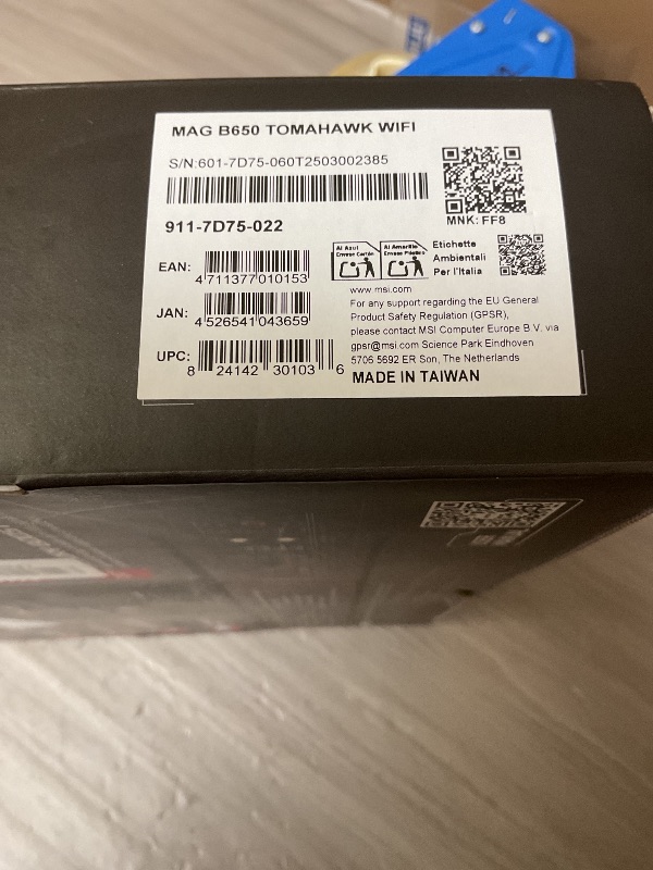 Photo 1 of MSI MAG B650 Tomahawk WiFi Gaming Motherboard (AMD Ryzen 9000/8000/7000 Series Processors, AM5, DDR5, PCIe 4.0, M.2, SATA 6Gb/s, USB 3.2 Gen 2, HDMI/DP, Wi-Fi 6E, Bluetooth 5.3, 2.5Gbps LAN, ATX)