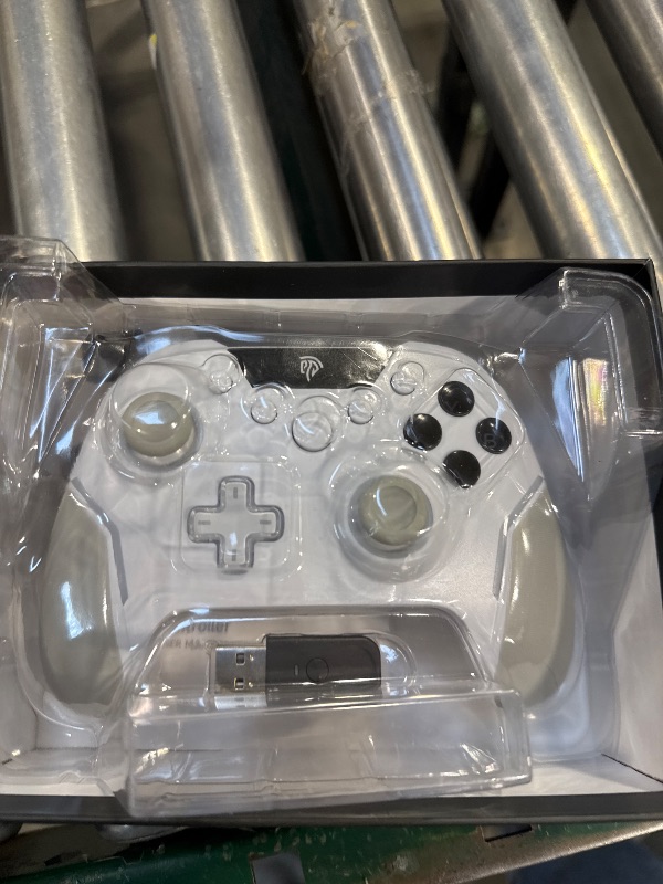 Photo 1 of EasySMX X20 Wireless Gaming Controller with RGB Backlit, 2-Stage Hall Effect Stick, 1000Hz Polling Rate, 6-Axis Gyro on Multi-Platform, Mech Buttons- Compatible with PC/Switch/Steam/Android