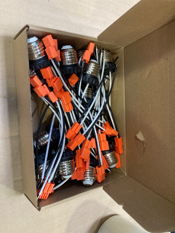 Photo 1 of Zhengmy 20 Pcs E26 Socket Adapter, Medium Base Male Screw in Light Socket Pigtail for LED Recessed Lights