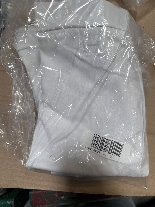 Photo 1 of Alfred Dunner Classics Womens Allure Stretch Pant, 10 Petite Short, White
