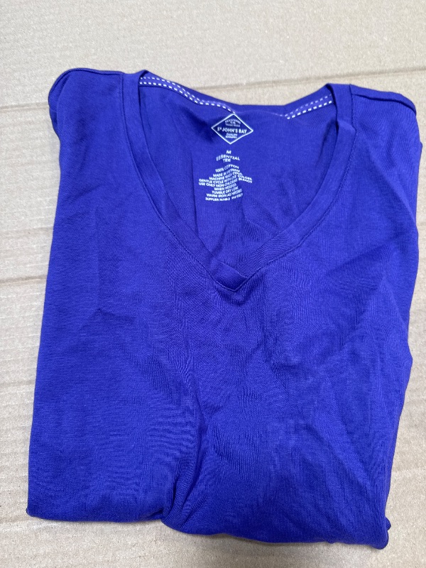 Photo 1 of MED St. John's Bay Womens V Neck Short Sleeve T-Shirt
